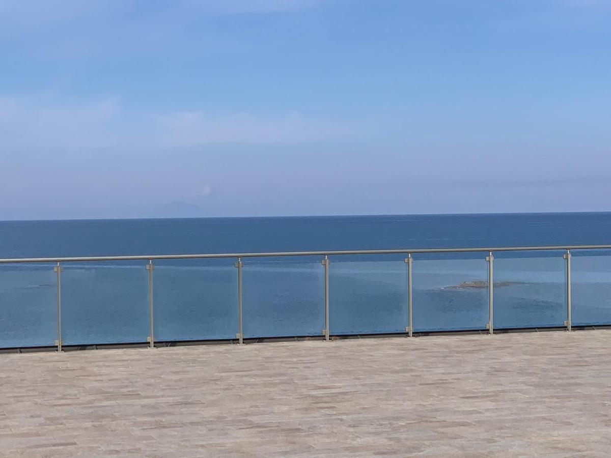 Capo dʼOrlandoLa Porta Delle Eolieアパートメント エクステリア 写真