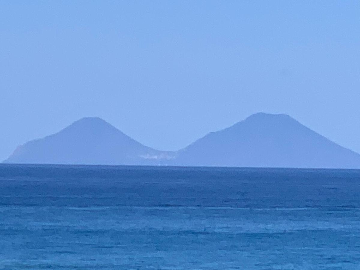 Capo dʼOrlandoLa Porta Delle Eolieアパートメント エクステリア 写真