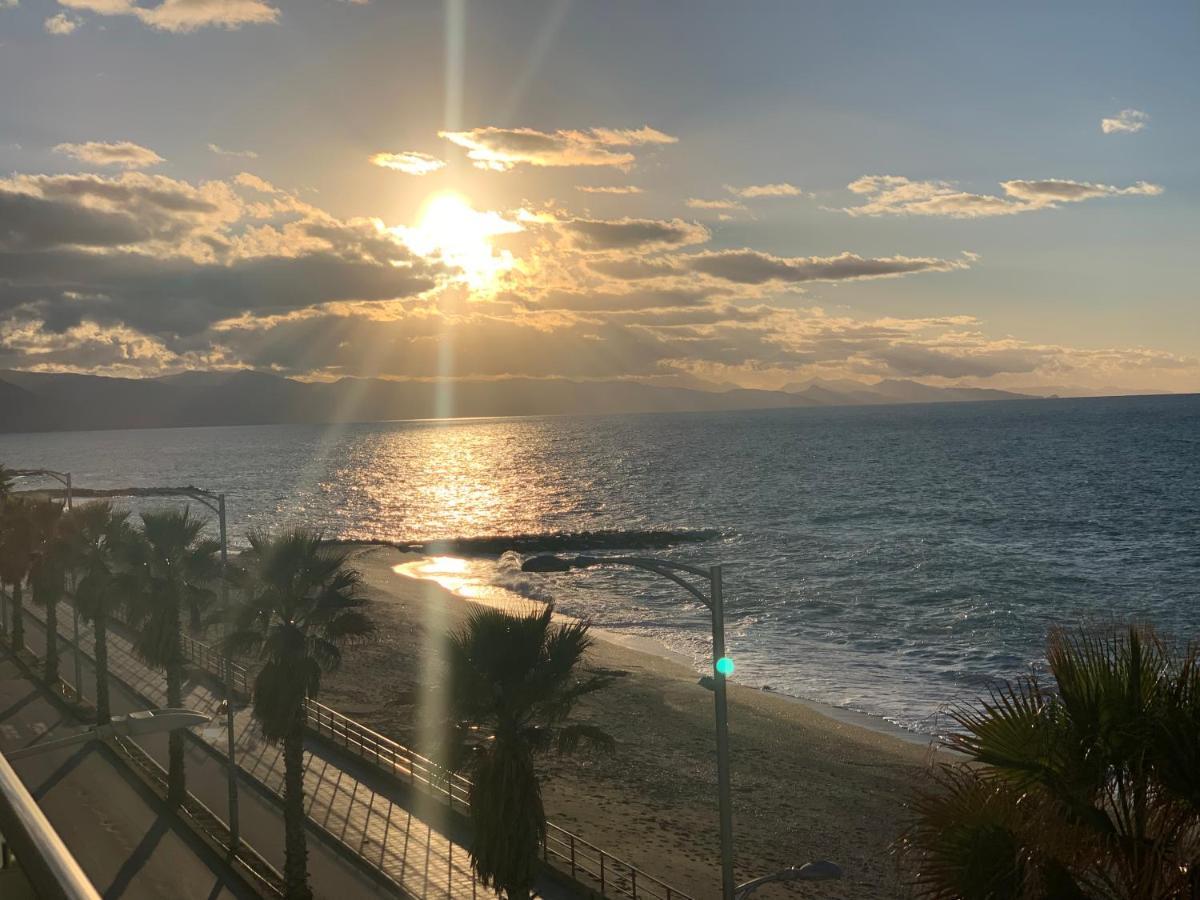 Capo dʼOrlandoLa Porta Delle Eolieアパートメント エクステリア 写真