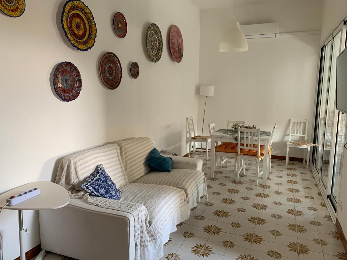 Capo dʼOrlandoLa Porta Delle Eolieアパートメント エクステリア 写真